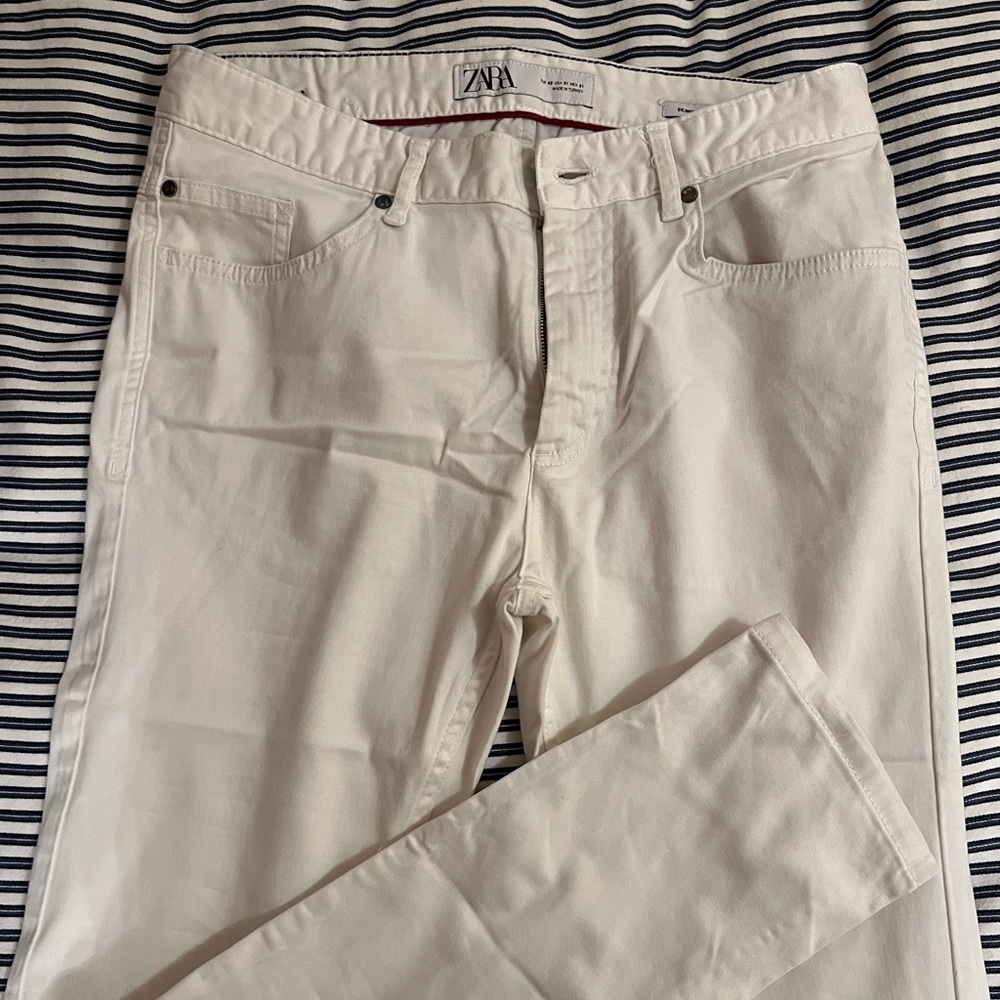 Zara Off-White Skinny Fit Jeans